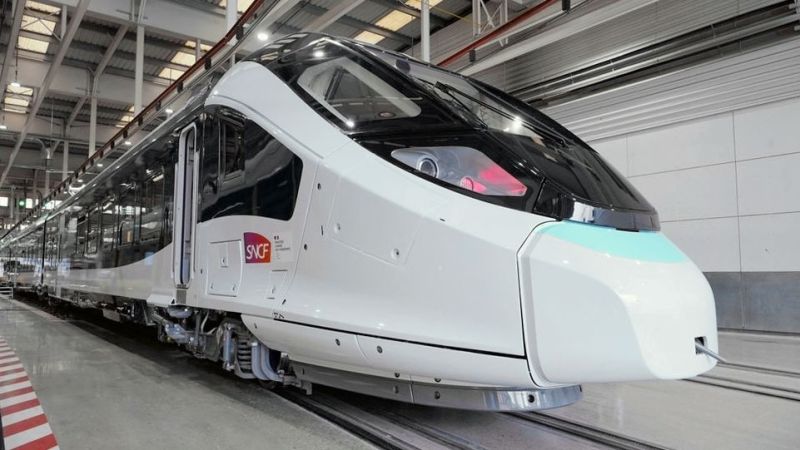 CAF компаниясы жаңа Oxygène электр пойызын таныстырды