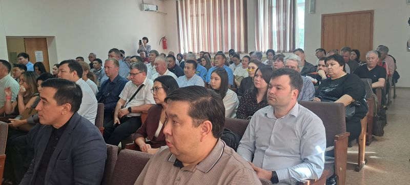 Представители «Самрук-Қазына» обсудили производственную безопасность с коллективами предприятий в Усть-Каменогорске