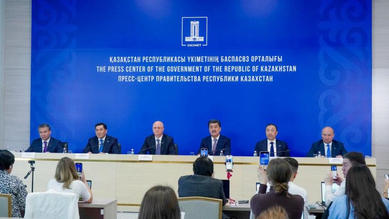 Скляр: Казахстан закупит 175 новых пассажирских вагонов до конца года