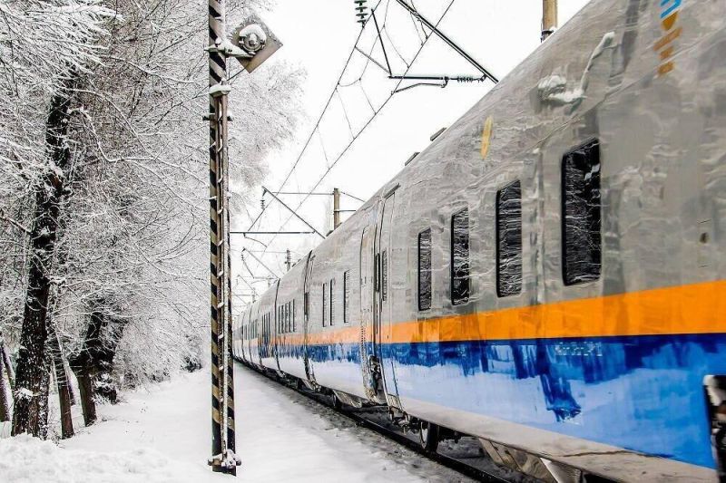 Железнодорожники проводят профилактическую работу с населением в Павлодаре