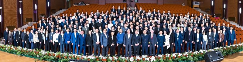 Жастар құрылтайы шымылдығын түрді