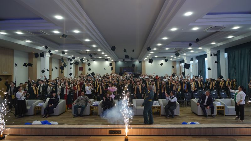 Представители КТЖ приняли участие в церемонии вручения дипломов выпускникам ALT University