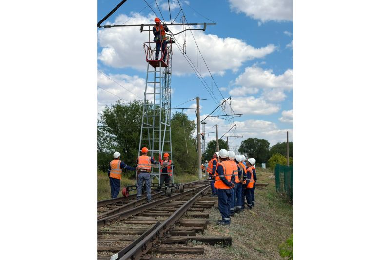 Лучших работников контактной сети определили в Карагандинском регионе