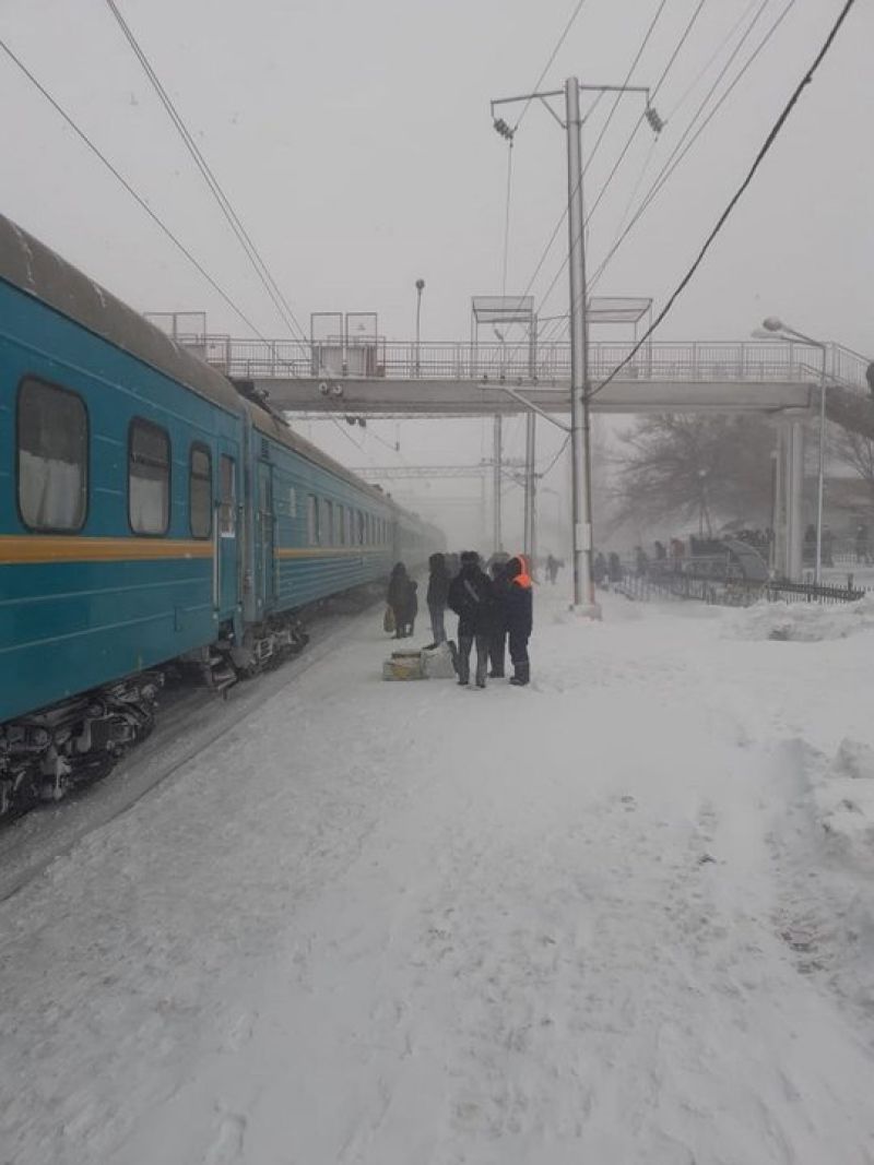Көмекке теміржолшылар келді...