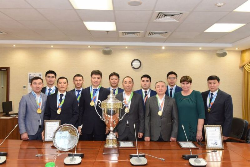 Чемпионский кубок - в награду