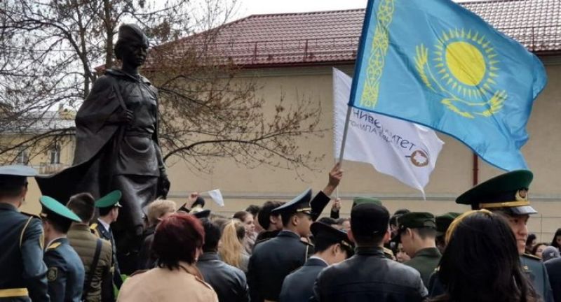 Қазақтың батыр қайсар қыздары туралы әңгіме
