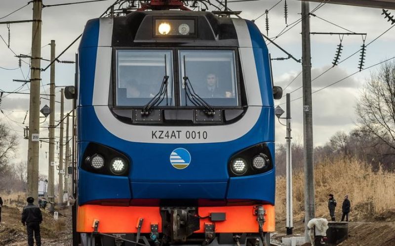 Лагерь на колесах: детский туристический поезд запустили в Казахстане