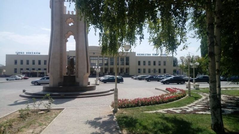 Тараз темір жол вокзалы: жолаушының жайын жасау – міндет