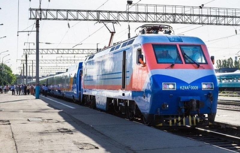 Правила перевозок пассажиров изменились в поездах Казахстана
