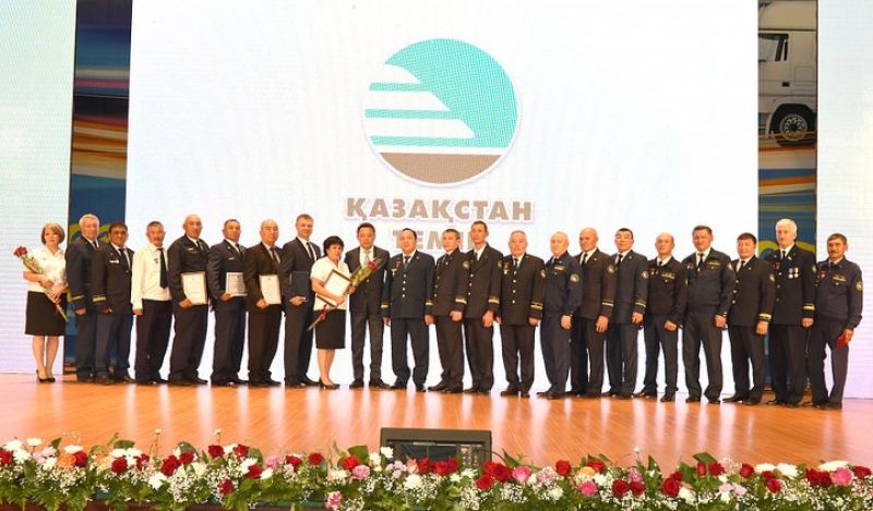 День железнодорожника празднуют в Казахстане