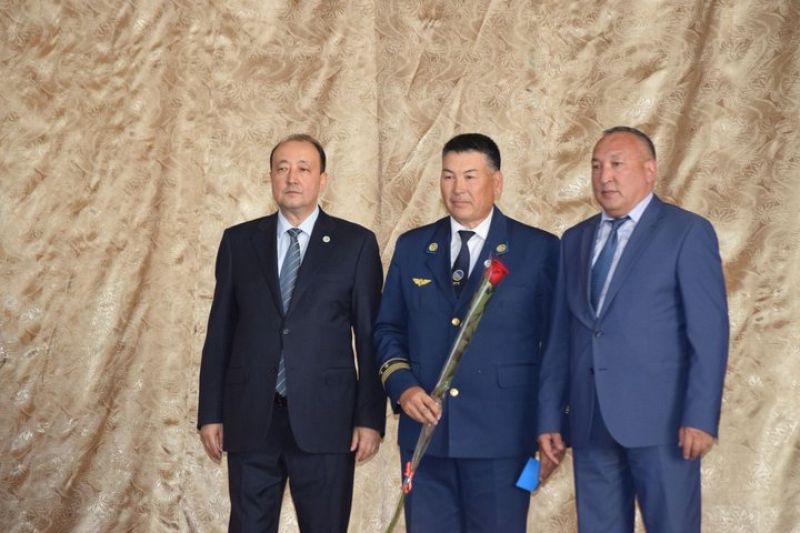 Ақтөбелік теміржолшыларды көлік қызметкерлері күнімен құттықтады