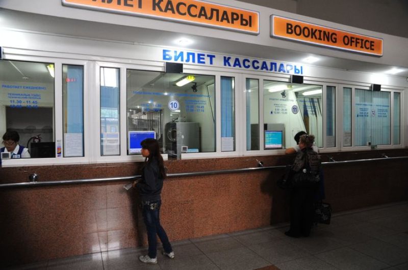 Купившим билеты на поезд в Урумчи вернут деньги без штрафов
