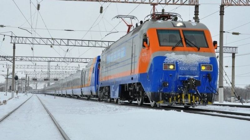 Тәртіп бұзған шетел азаматтары пойыздан түсірілді