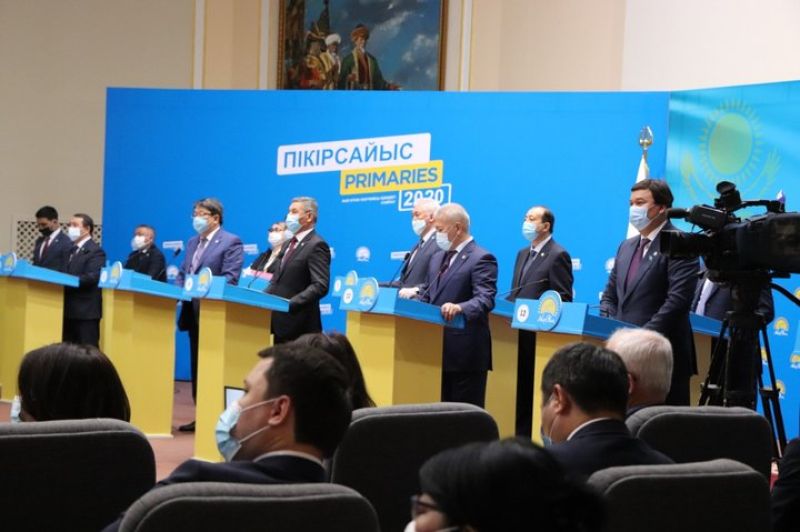 Теміржолшы кандидат тіркелді