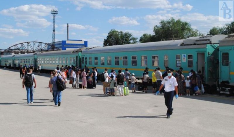 Вагондағы балық: «Атырау-Ақтөбе» пойызынан браконьерлік әрекет анықталды