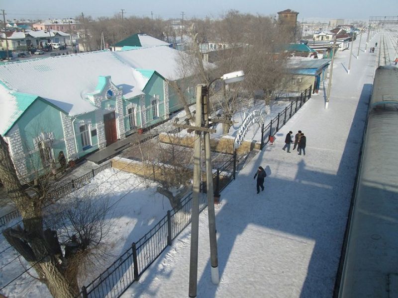 Сексеуіл станциясы: төрт бағытқа тармақталған