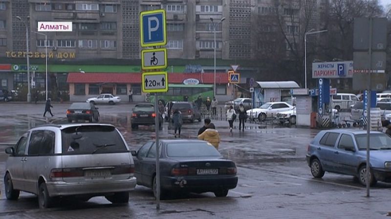 Стоянка на вокзале "Алматы-1": 400 тенге за 15 минут