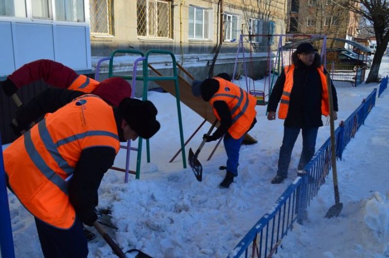 Челлендж по очистке снега набирает обороты