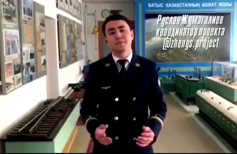 Ардагерлерге ән шашу