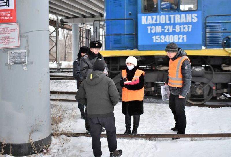 Почти в два раза увеличились случаи наезда на людей по станции Уральск в 2021 году