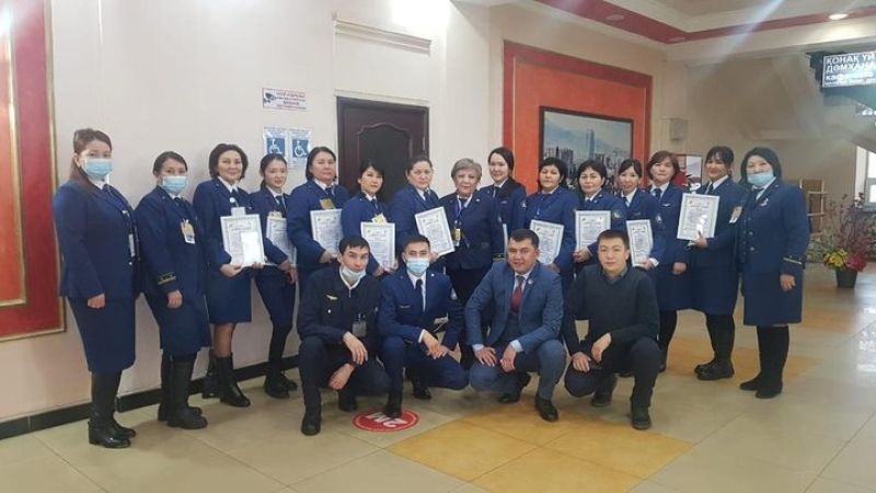 Работников вокзального хозяйства Алматы наградили за профессионализм в период ЧС