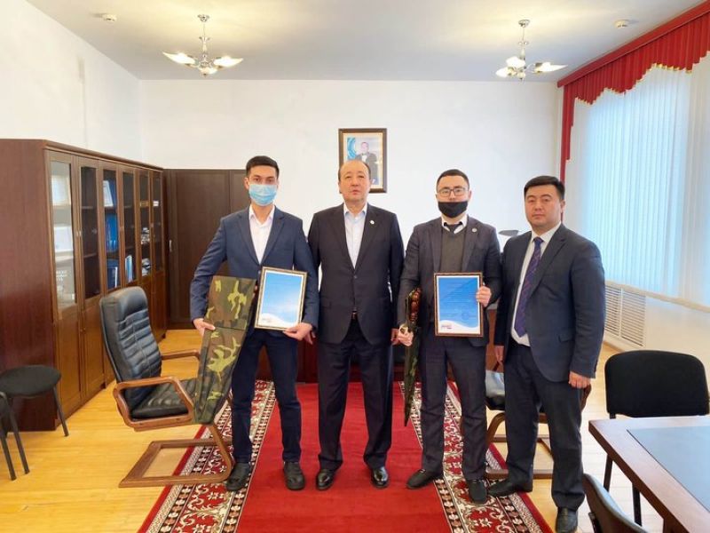 Былтыр ақтөбелік жастар 80 соғыс ардагердіне көмек көрсеткен