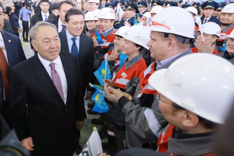 "Нұрлы жол" соединяет континенты