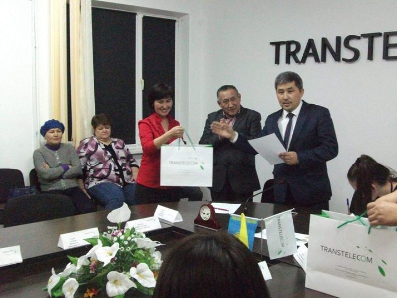 Көркемсөз шеберлерінің сайысы