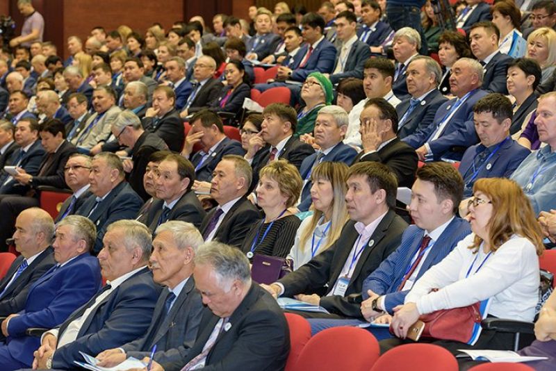 Сенімді әлеуметтік серіктес