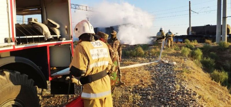 Арыстағы өрттен кейін мамандар сары фосфордың ауаға жайылу қаупін зерттеп жатыр