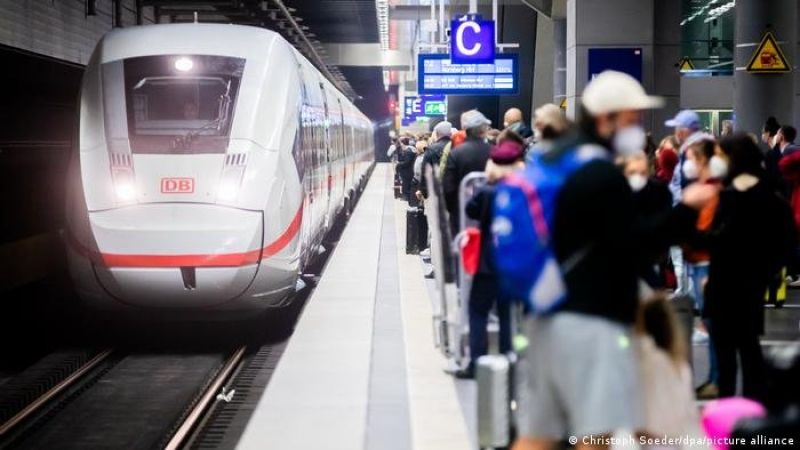 Забастовка железнодорожников в Германии подошла к концу - Deutsche Bahn