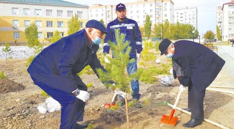 Ақтөбеде теміржолшылар саябағы ашылды