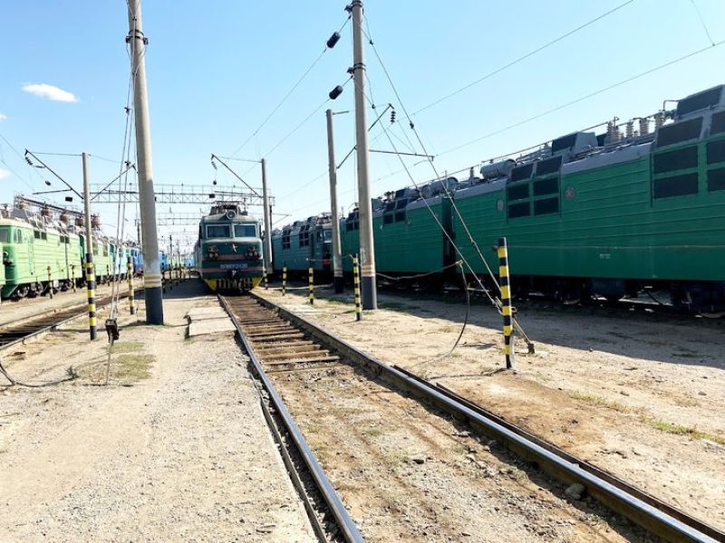 Арыс локомотив пайдалану депосының үздік қызметкерлері түрлі марапатқа ие болды
