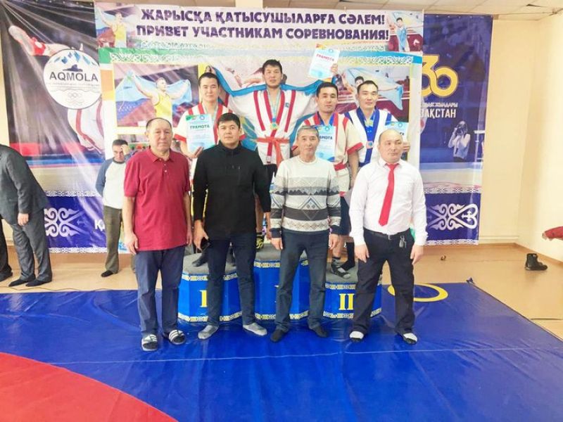25 спортсменов-железнодорожников сразились в қазақ күресі