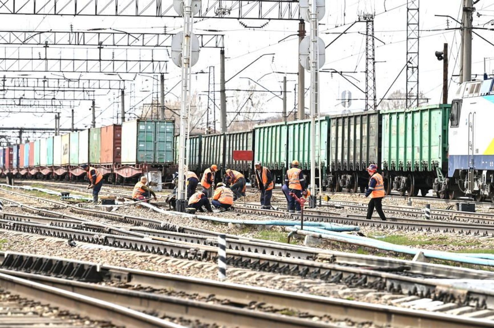 Зарплата производственного персонала ҚТЖ за полтора года повышалась трижды