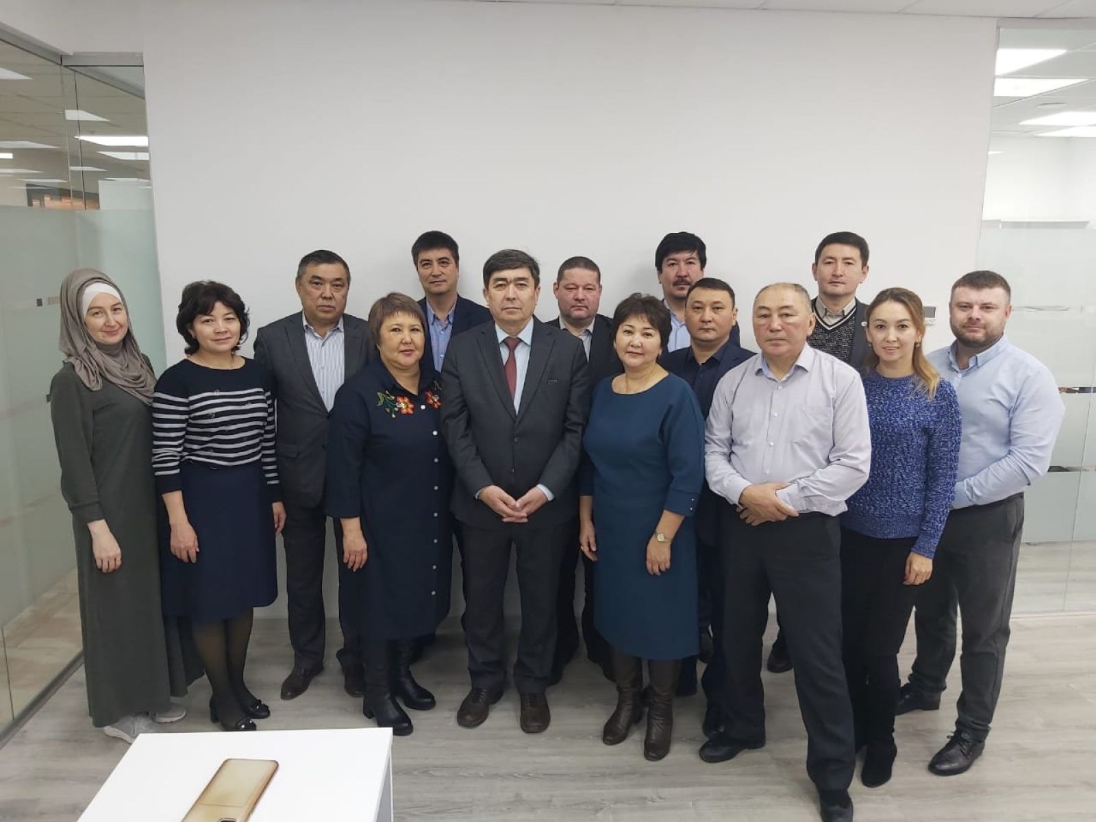 На заслуженный отдых проводили почетного железнодорожника Госмана Таженова