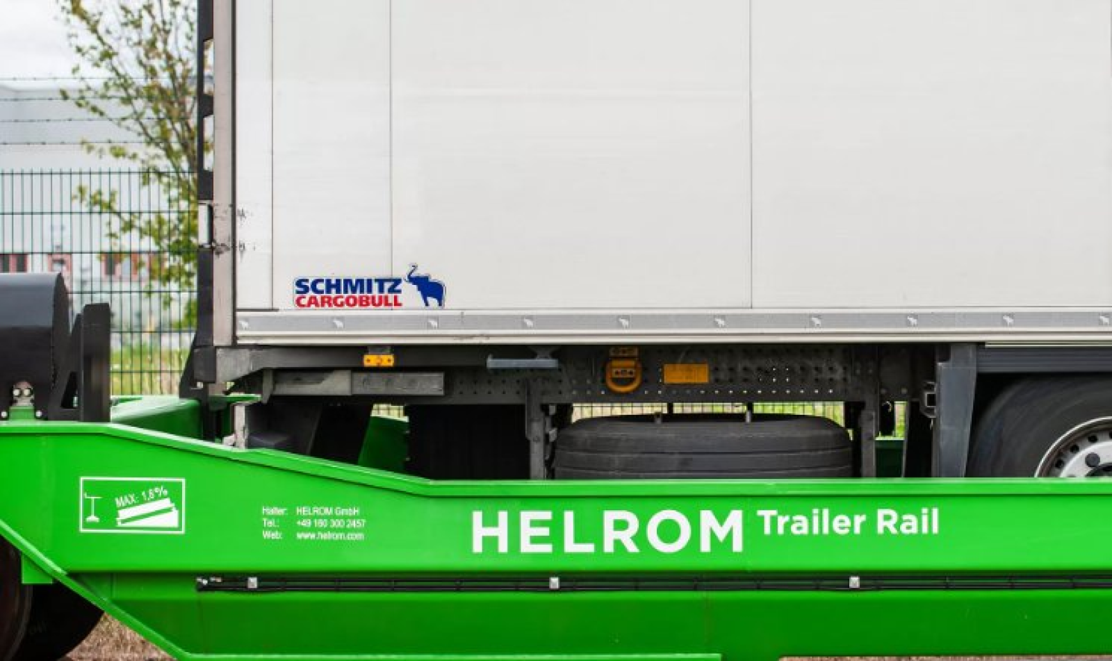 Технология Herlom Trailer Rail - перевозка полуприцепов без погрузочного терминала