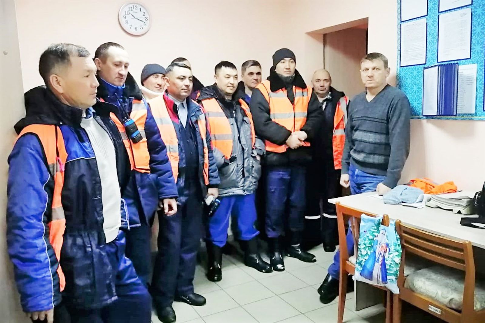 Илецкие железнодорожники почтили память павших за Родину