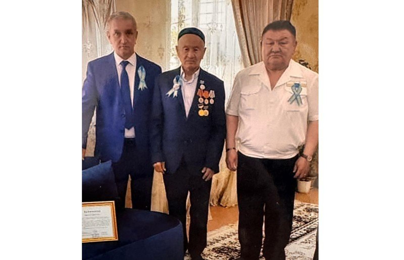 Суретті түсірген автор