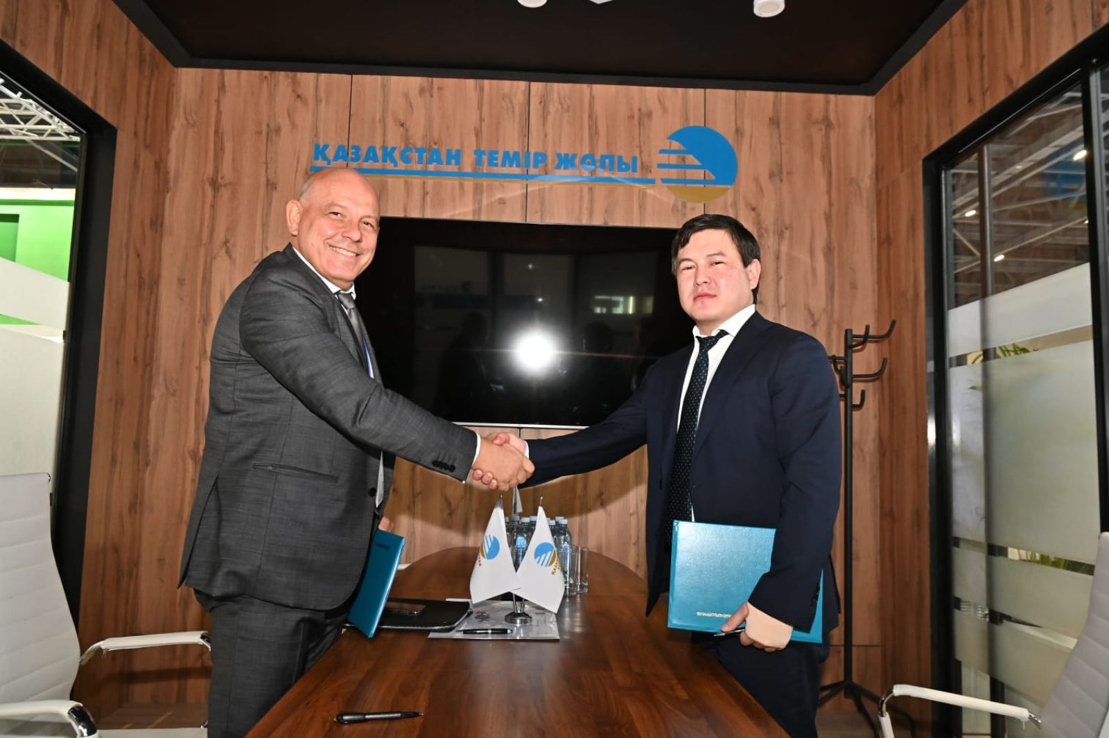 KTZ Express подписало меморандумы о сотрудничестве с BMF Port Burgas и Vision Global Terminal