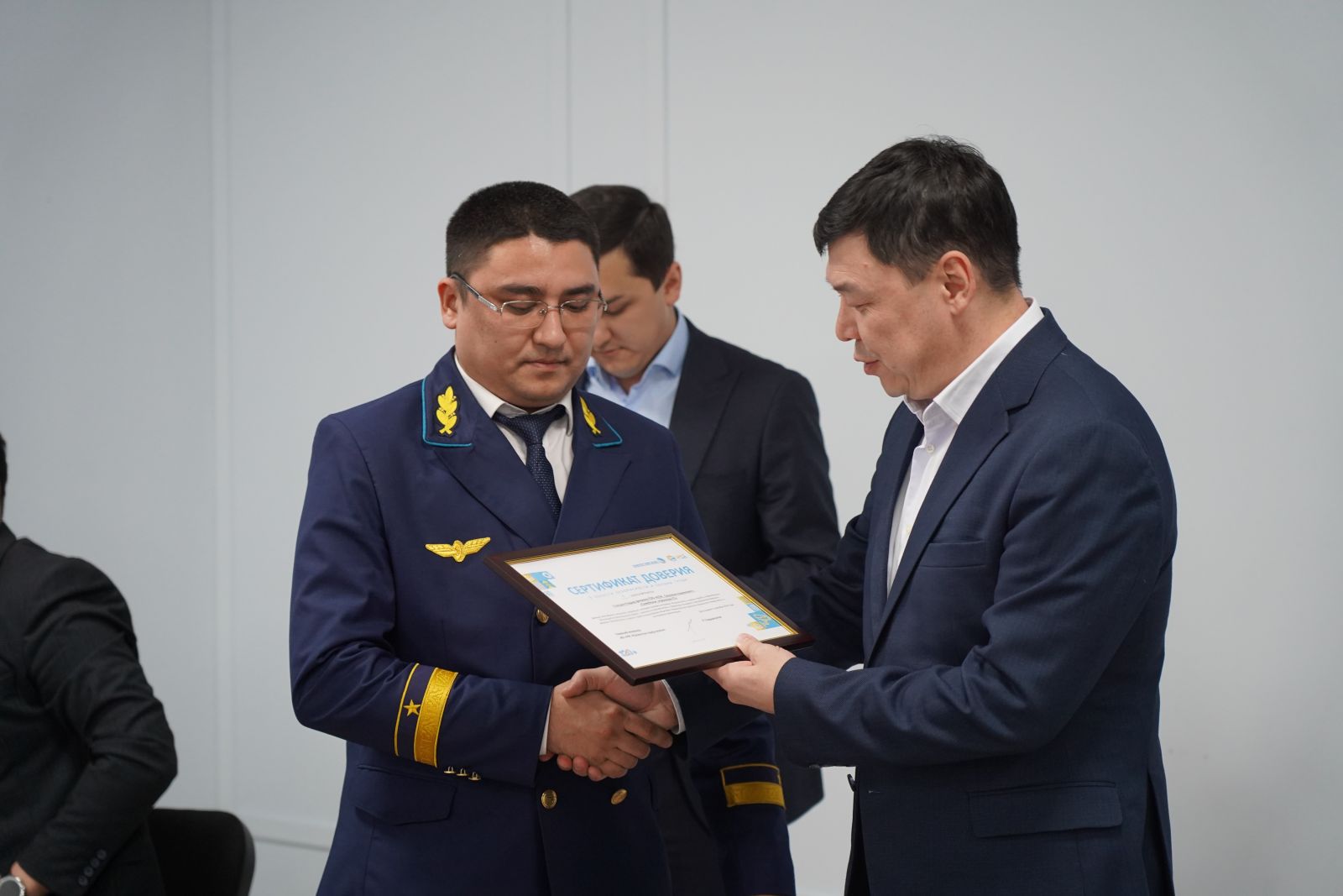 Внесшие значительный вклад в экологическую акцию «Таза Қазақстан» филиалы наградили в ТОО «КТЖ-Грузовые перевозки»