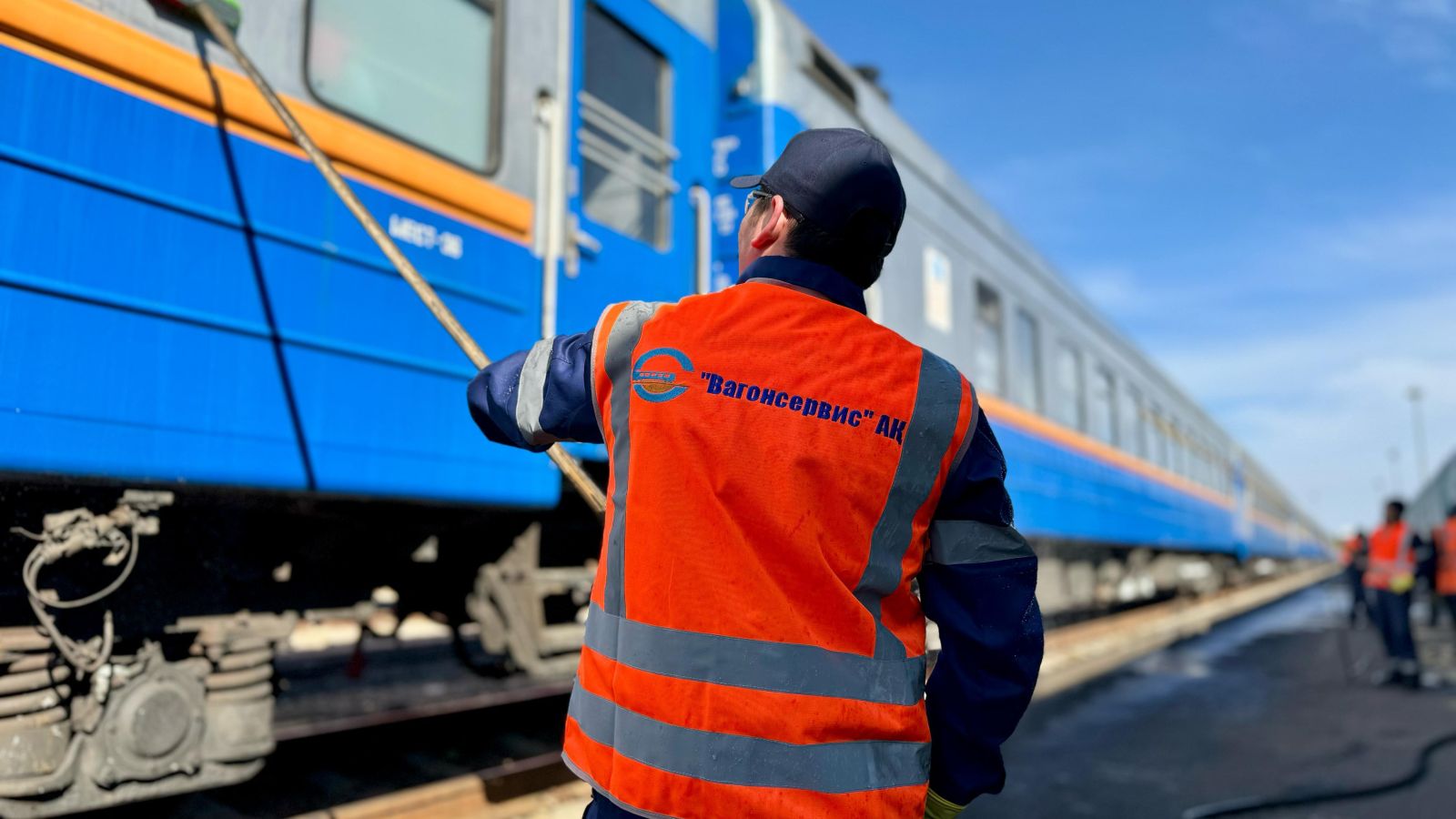 КТЖ готовит пассажирские поезда к летним перевозкам