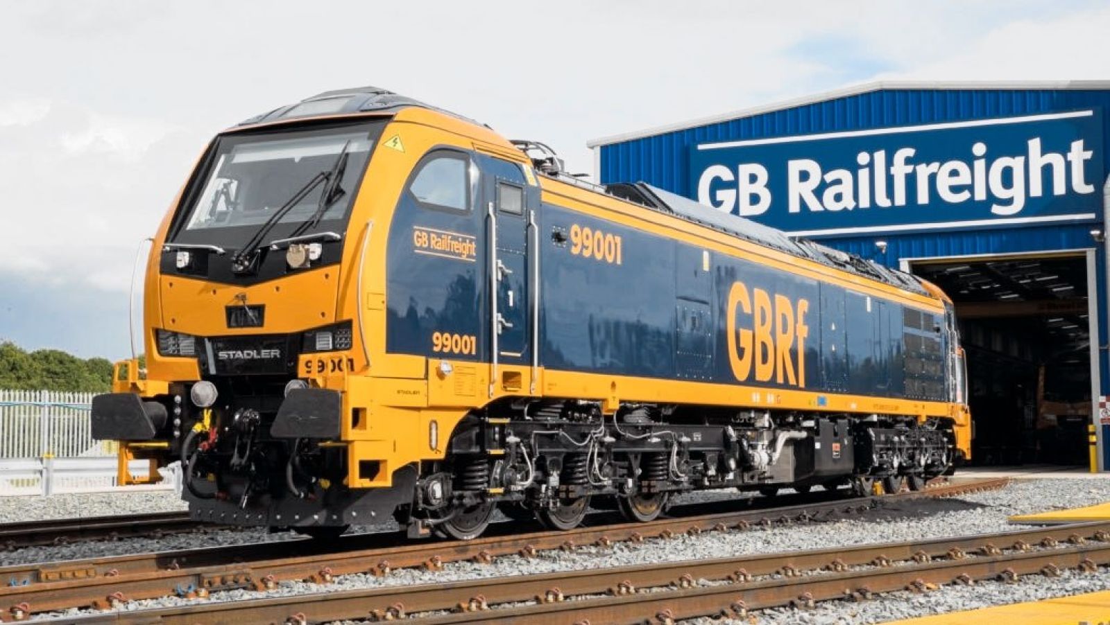Ұлыбританияда Stadler 99 сериялы жаңа локомотиві таныстырылды
