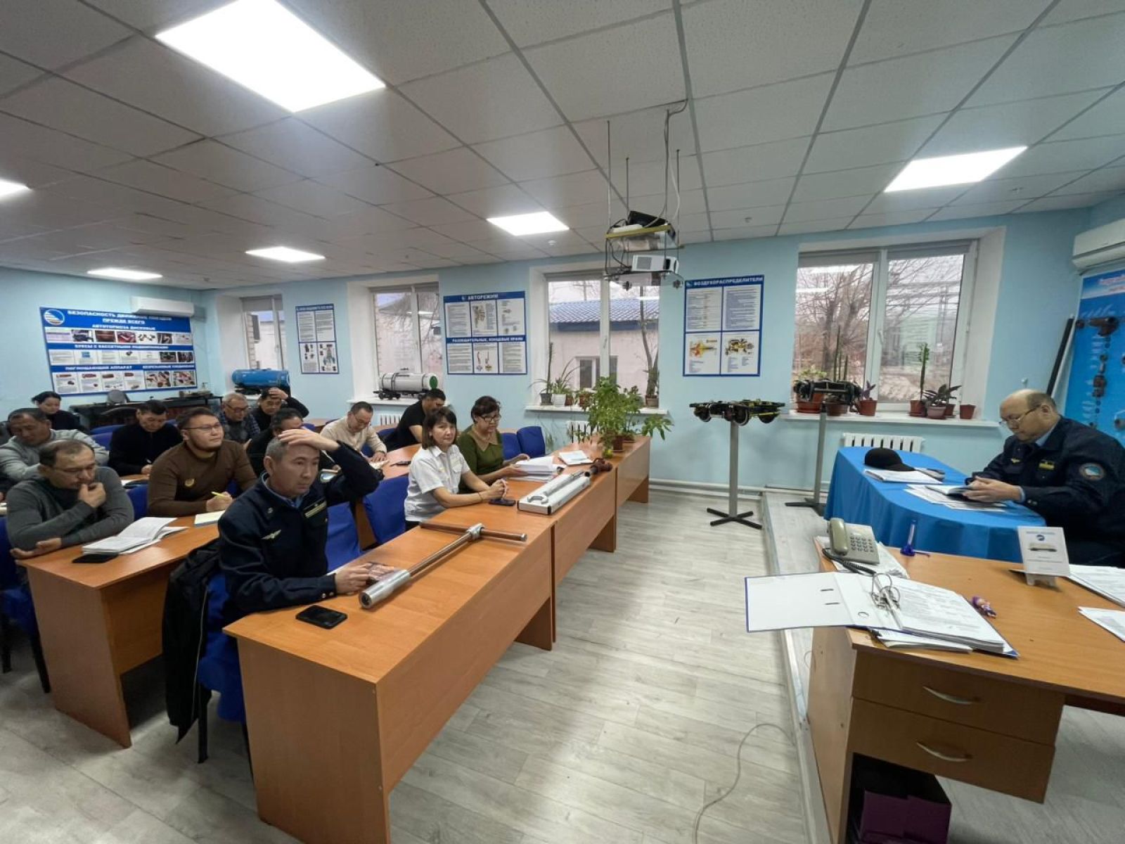 Суретті түсірген автор