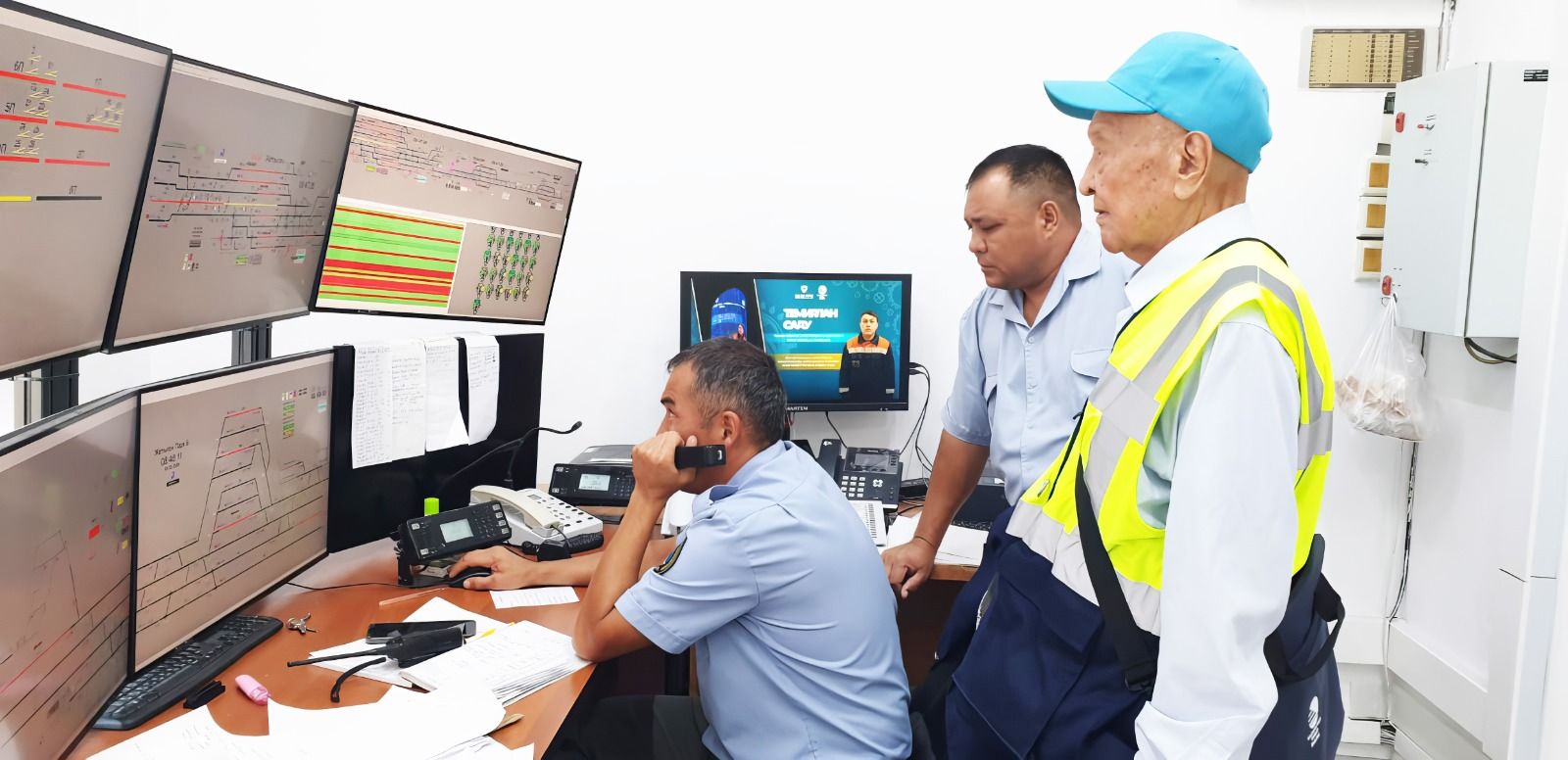 Суретті түсірген автор