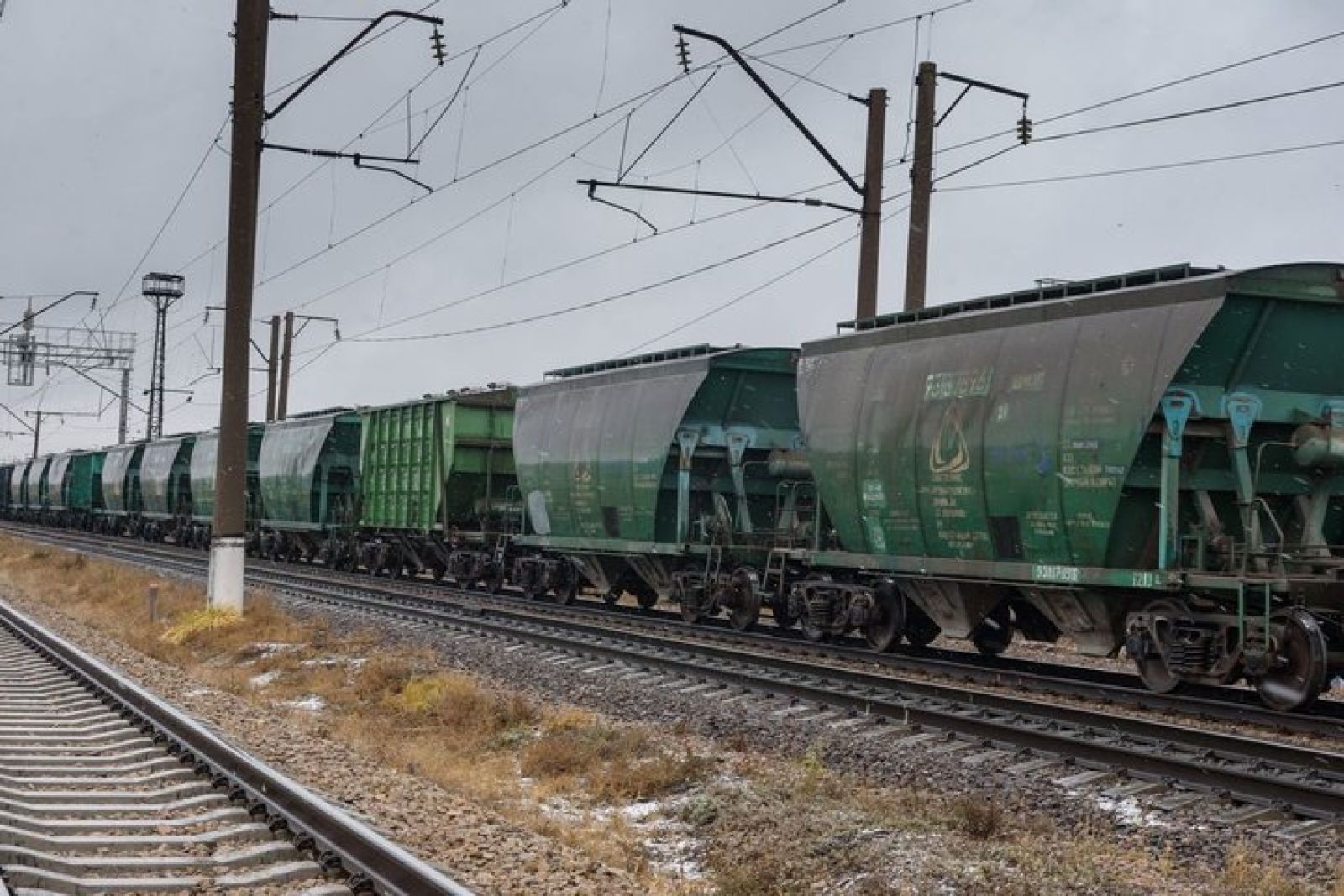 2021 жылы теміржол көлігімен 250 млн тоннадан астам жүк тасымалданды