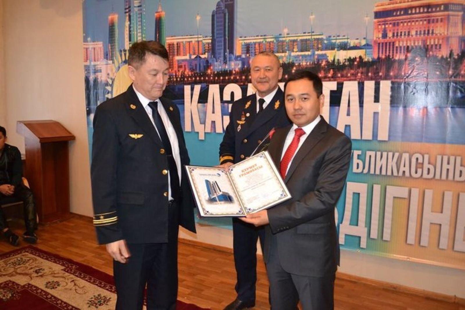 Мерекеде мерейі өскендер
