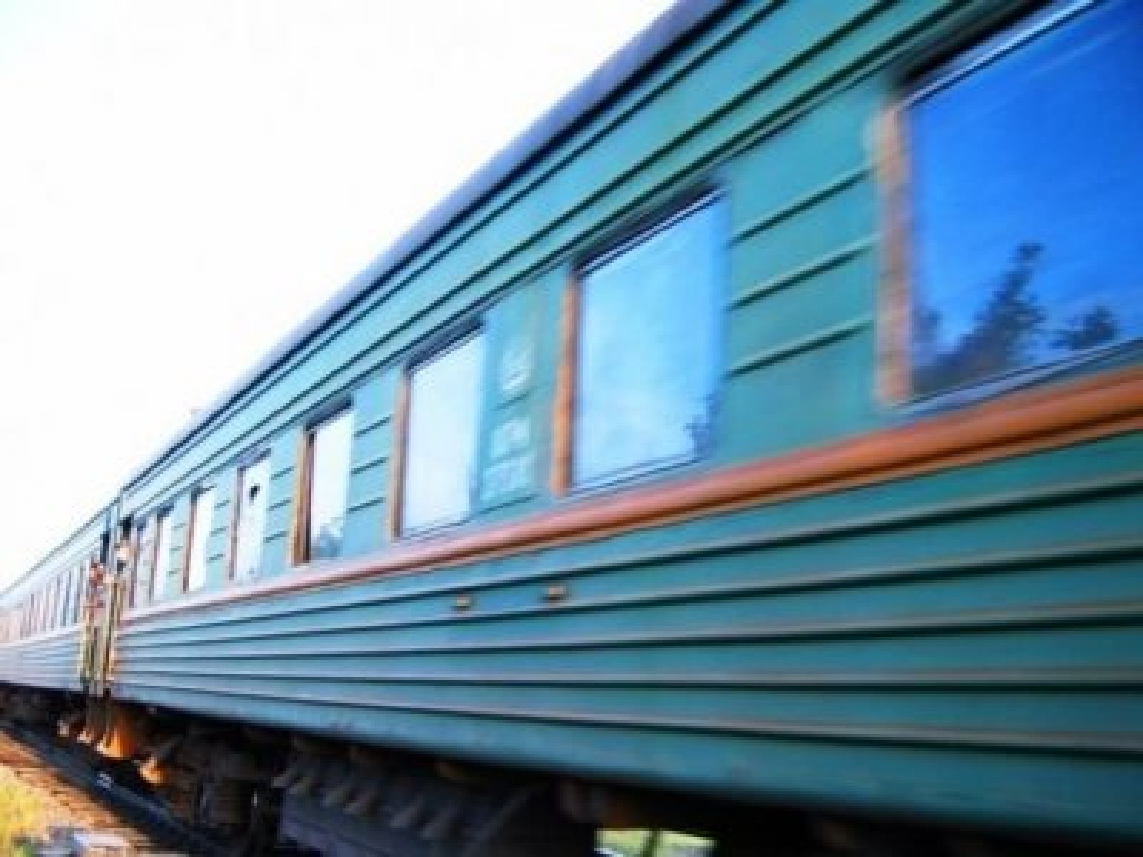 Электр желілерін мұздан тазартуда 