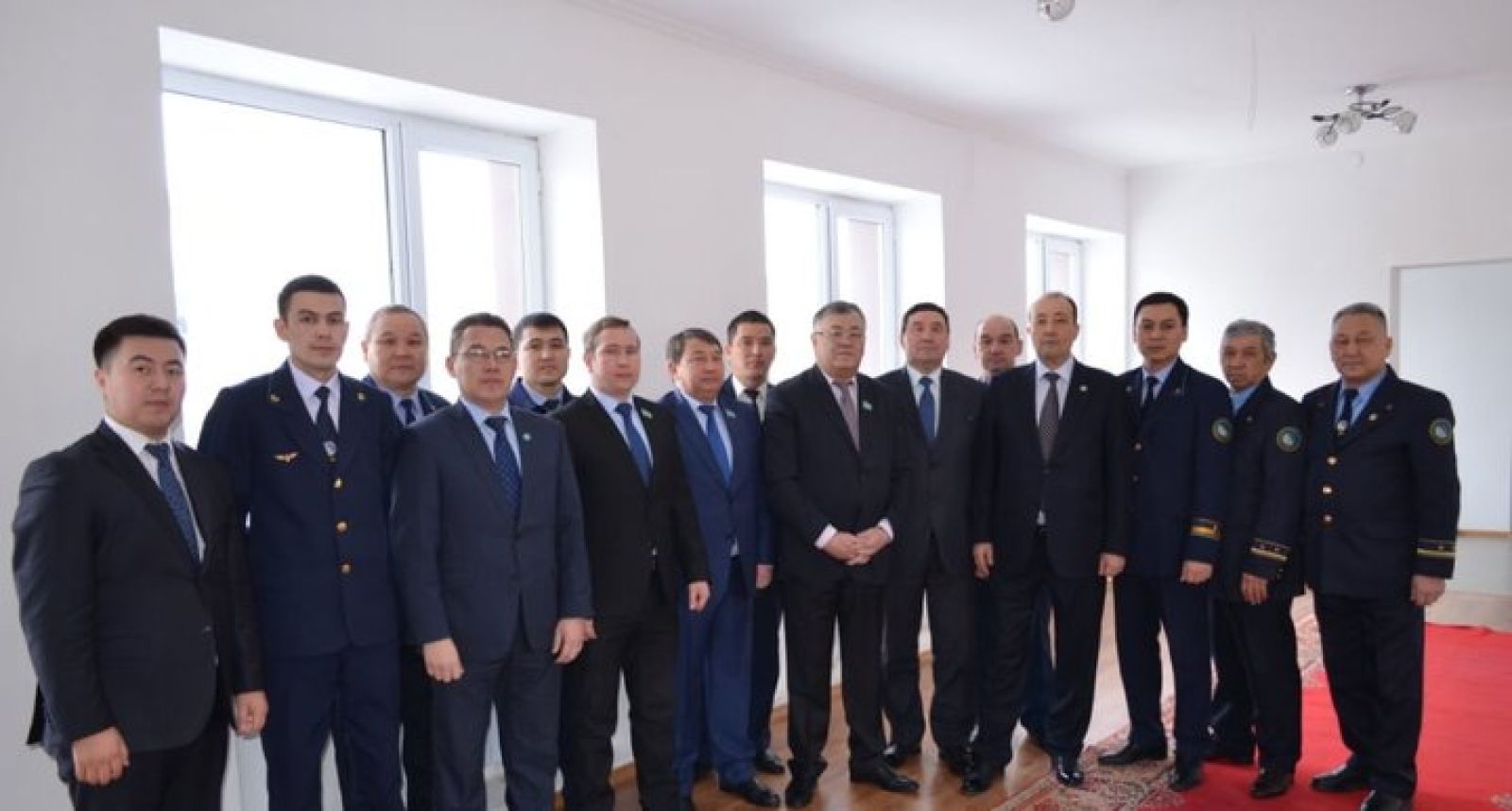 Мәжілісмендер  мұнайлы өңірде