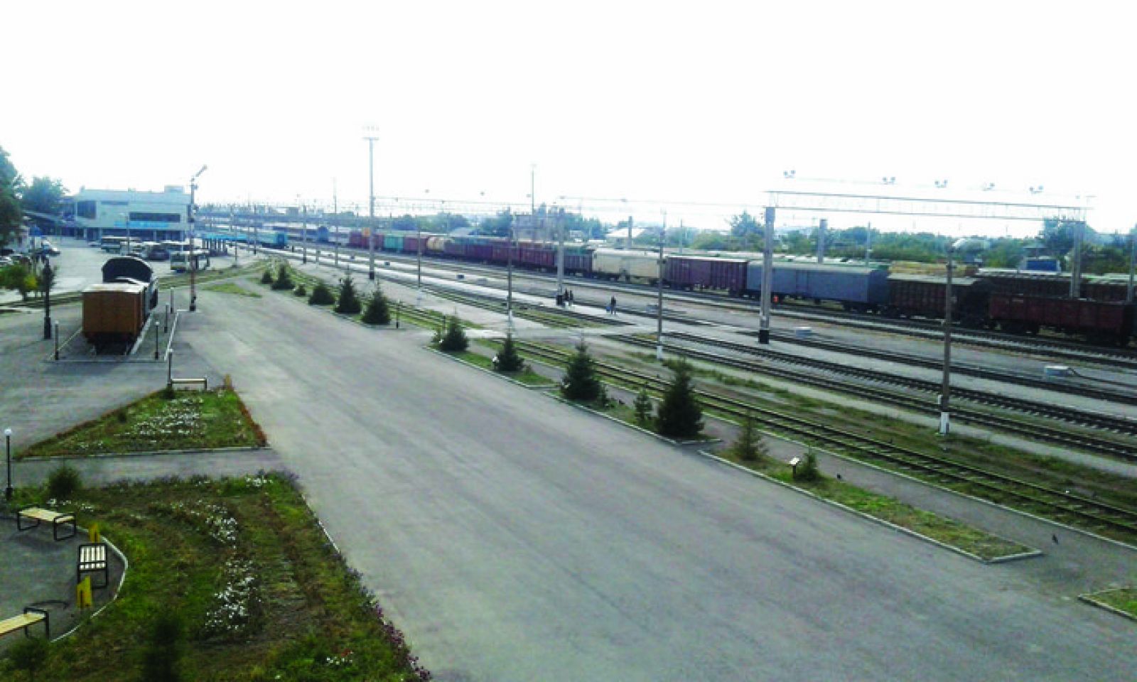 По принципу паритета